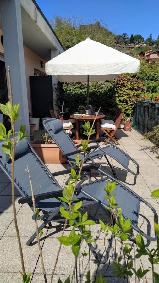 Appartamento La Terrazza Di Dora เมนาจโจ ภายนอก รูปภาพ